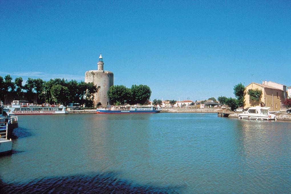 Città fortificata di  Aigues-Mortes