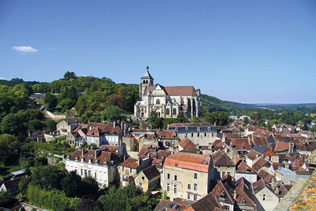 Eglise Saint Pierre a Tonnerre in Borgogna